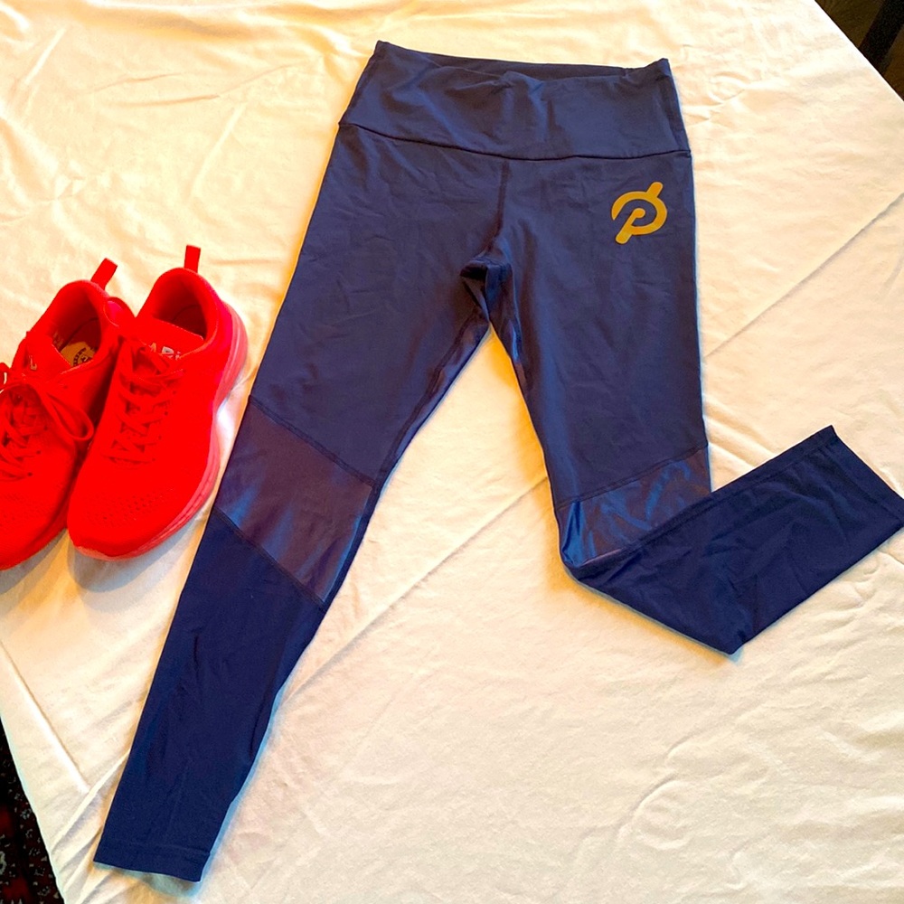 Peloton brand leggings